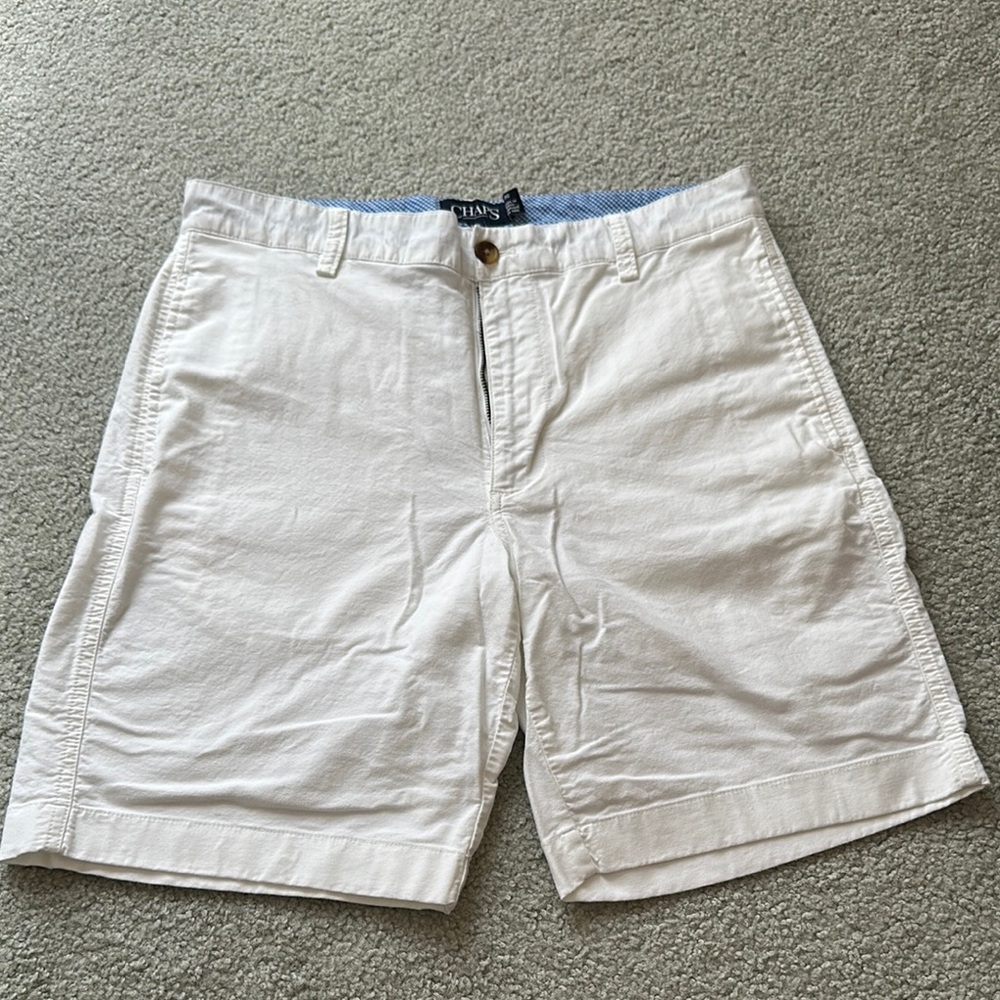 Chaps Men's Cream Flat Front Shorts
